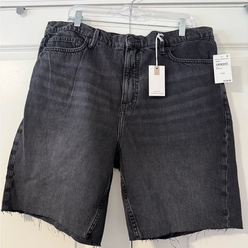 Good American Good Standard Bermuda Shorts 15